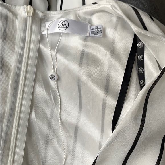 Mink Pink Romper - Picture 4 of 4